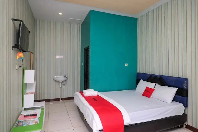 RedDoorz Syariah Gardu Pandang Dieng - Photo 3