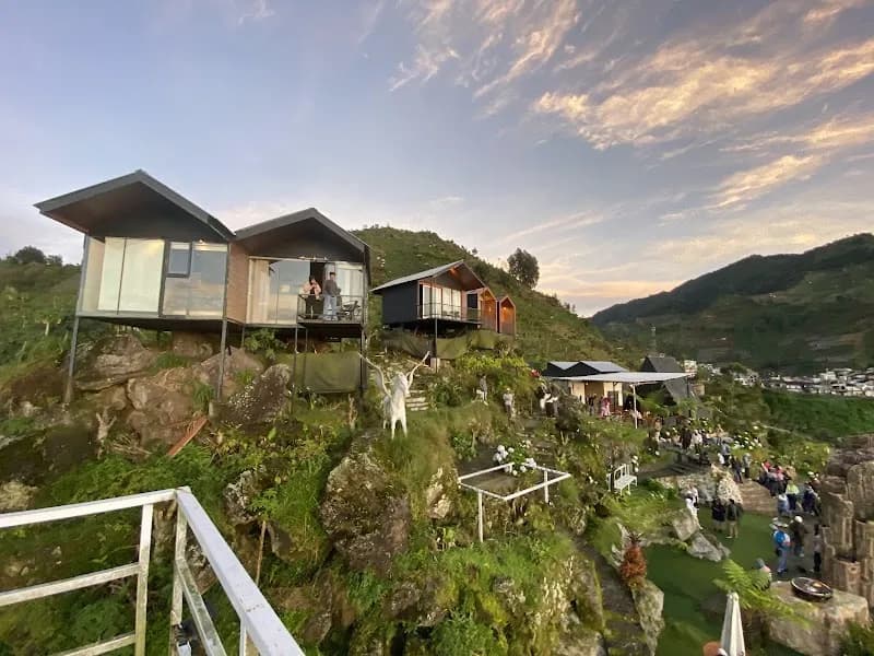 Sikapuk Hill & Villa Dieng - Photo 3