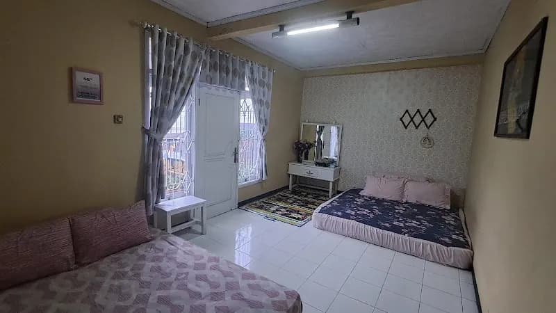 Alodia Homestay Dieng - Photo 2