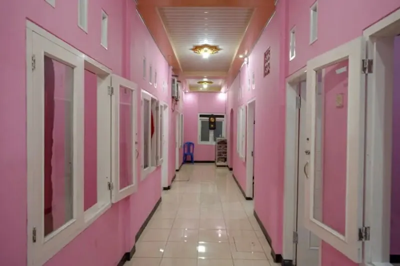 RedDoorz Telaga Warna Dieng - Photo 5