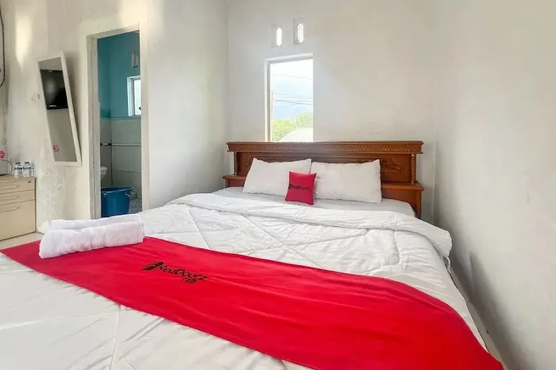 RedDoorz Jalan Dieng 4 - Photo 2