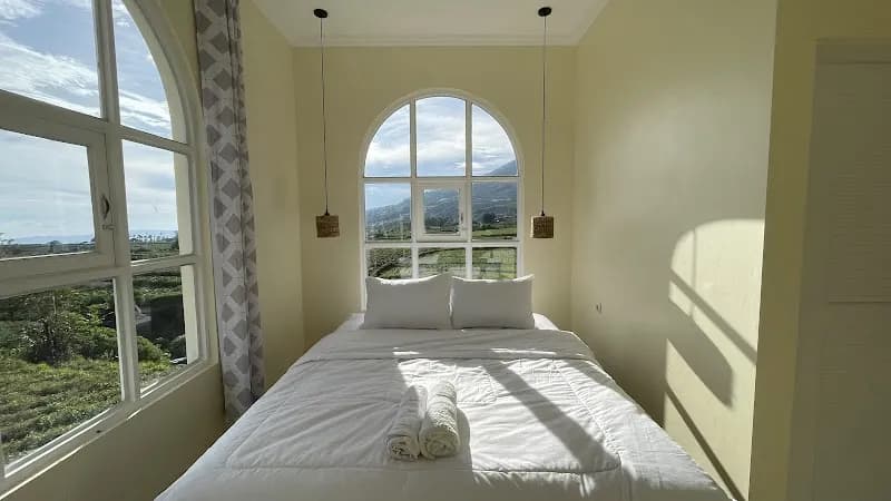 The Pakuwojo View - Photo 2