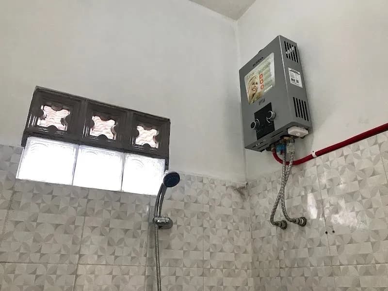 Madina Monochrome Homestay - Photo 5