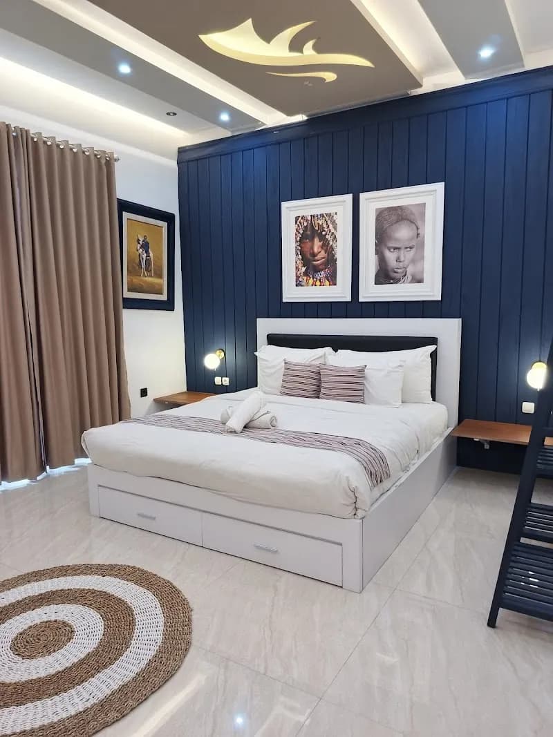 Aline Villa - Photo 5