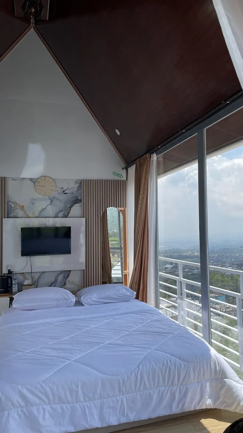 Binar Menjer Villas - Photo 3