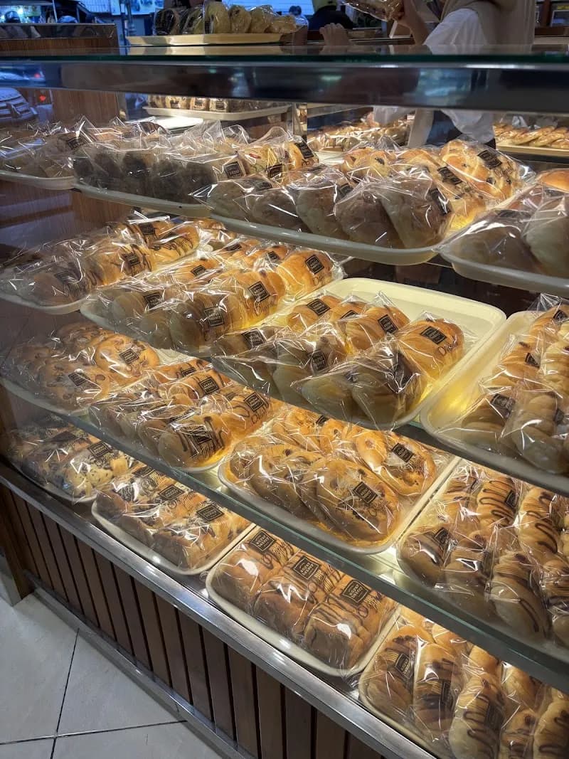 Anyar Bakery - Photo 5