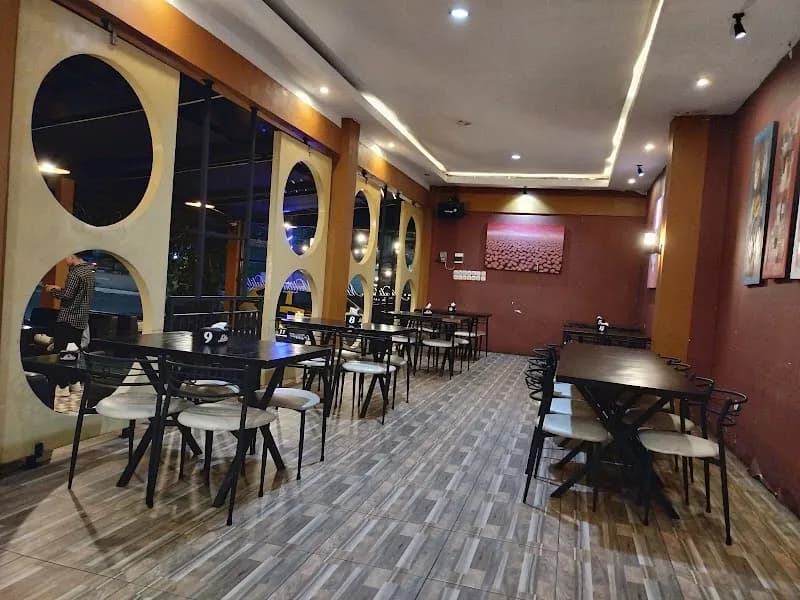 Malibu Resto & Cafe - Photo 3