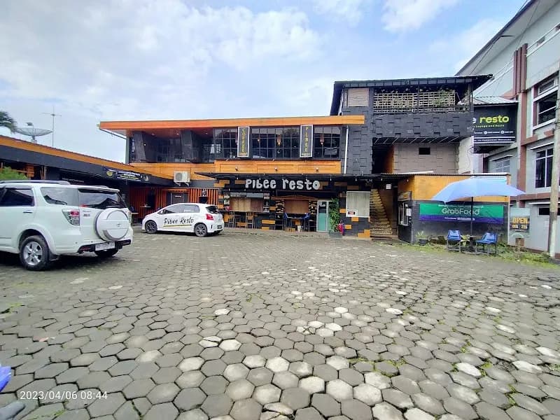 Pibee Resto & Coffee - Photo 3