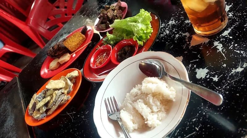 Kedai Wolu Seafood & Coffee - Photo 2