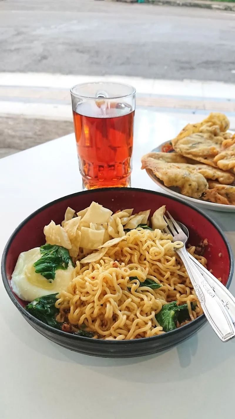 Warmindo Wonosobro - Photo 2