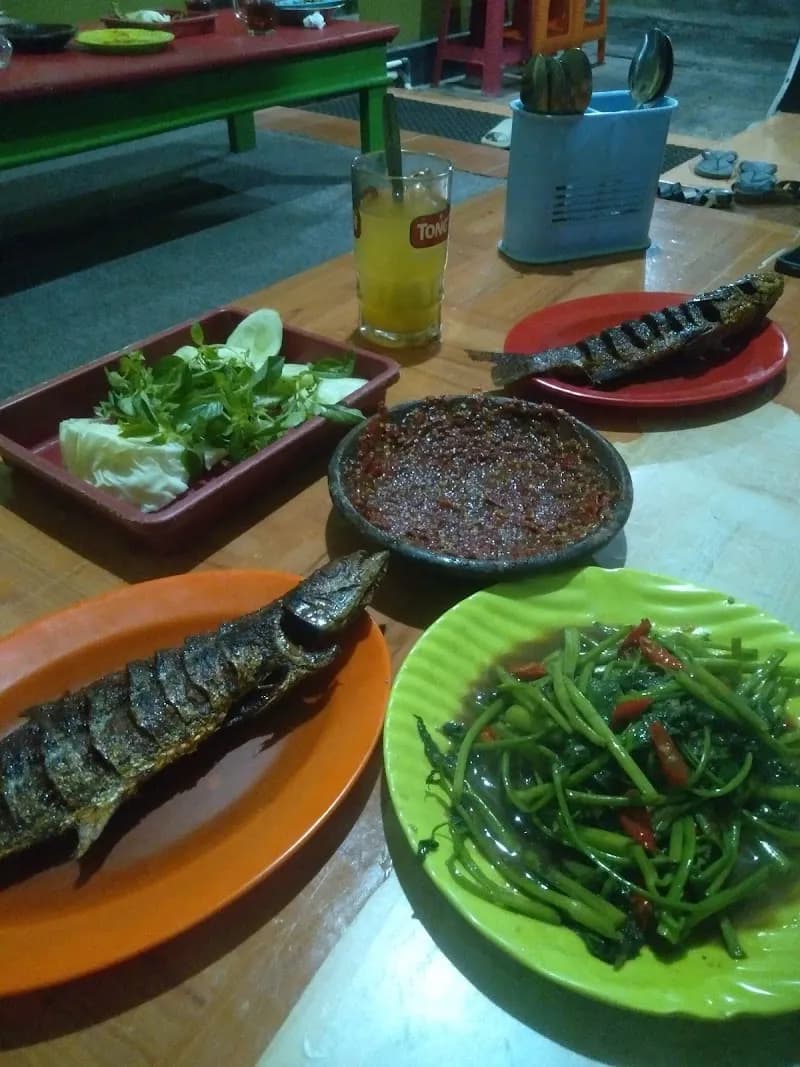 Polaris Seafood - Photo 2