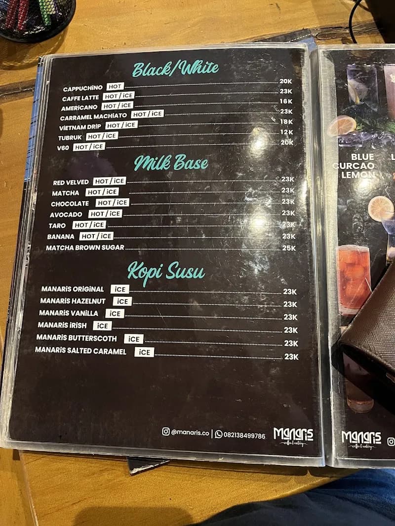 Manaris Coffee & Eatery - Photo 5