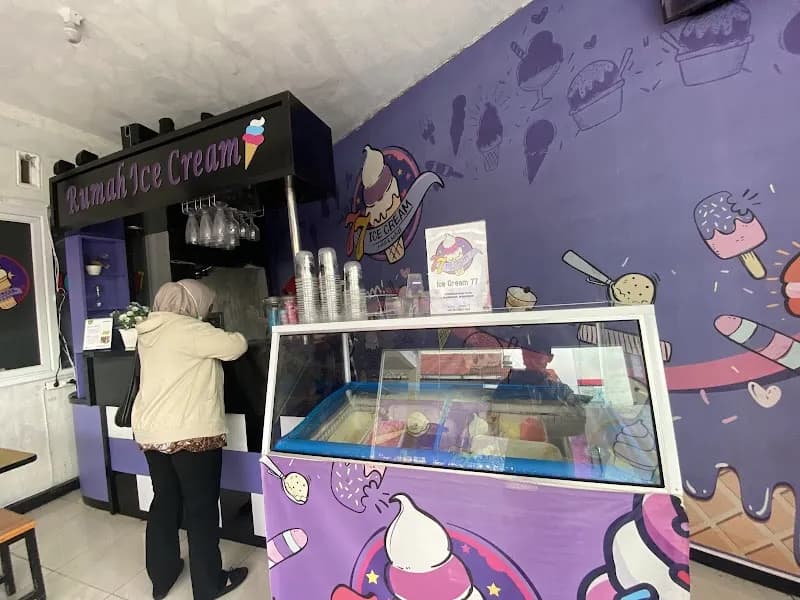 Ice Cream 77 - Photo 4