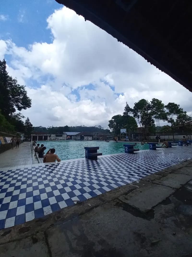 Kolam Renang Mangli - Photo 5