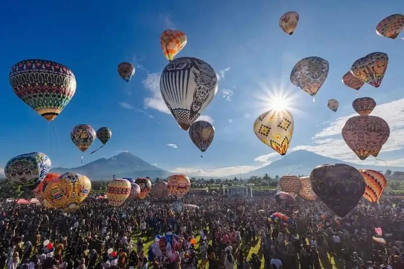 Alun-Alun Wonosobo - Photo 3