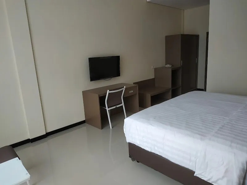 Hotel Tirta Arum - Photo 4