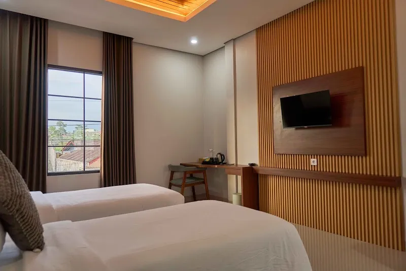 Sakanti Inn Wonosobo - Photo 2