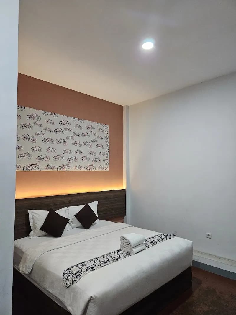 King Kabba Guest House - Photo 4