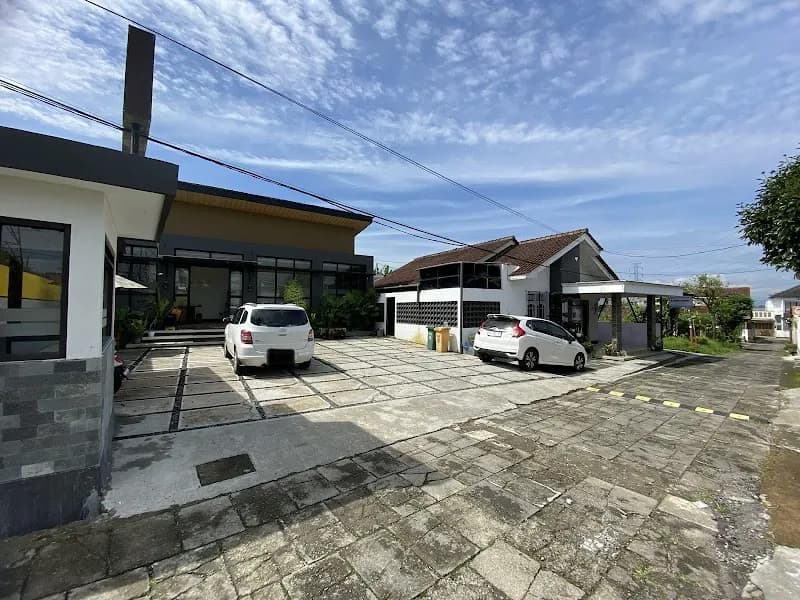 King Kabba Guest House - Photo 5