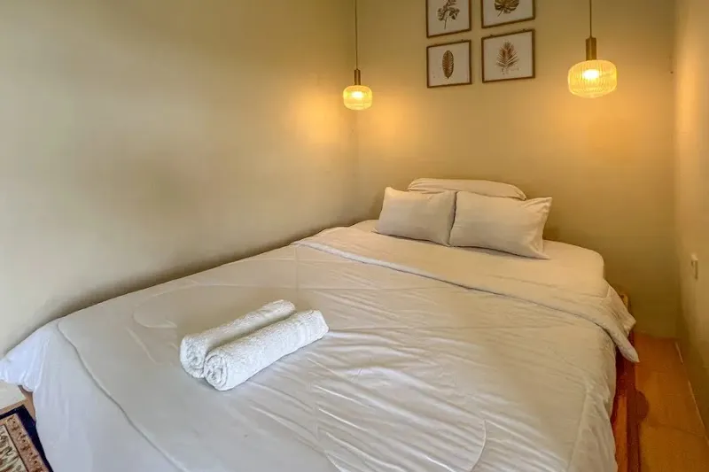 OWK Homestay & Coffeeshop - Photo 2