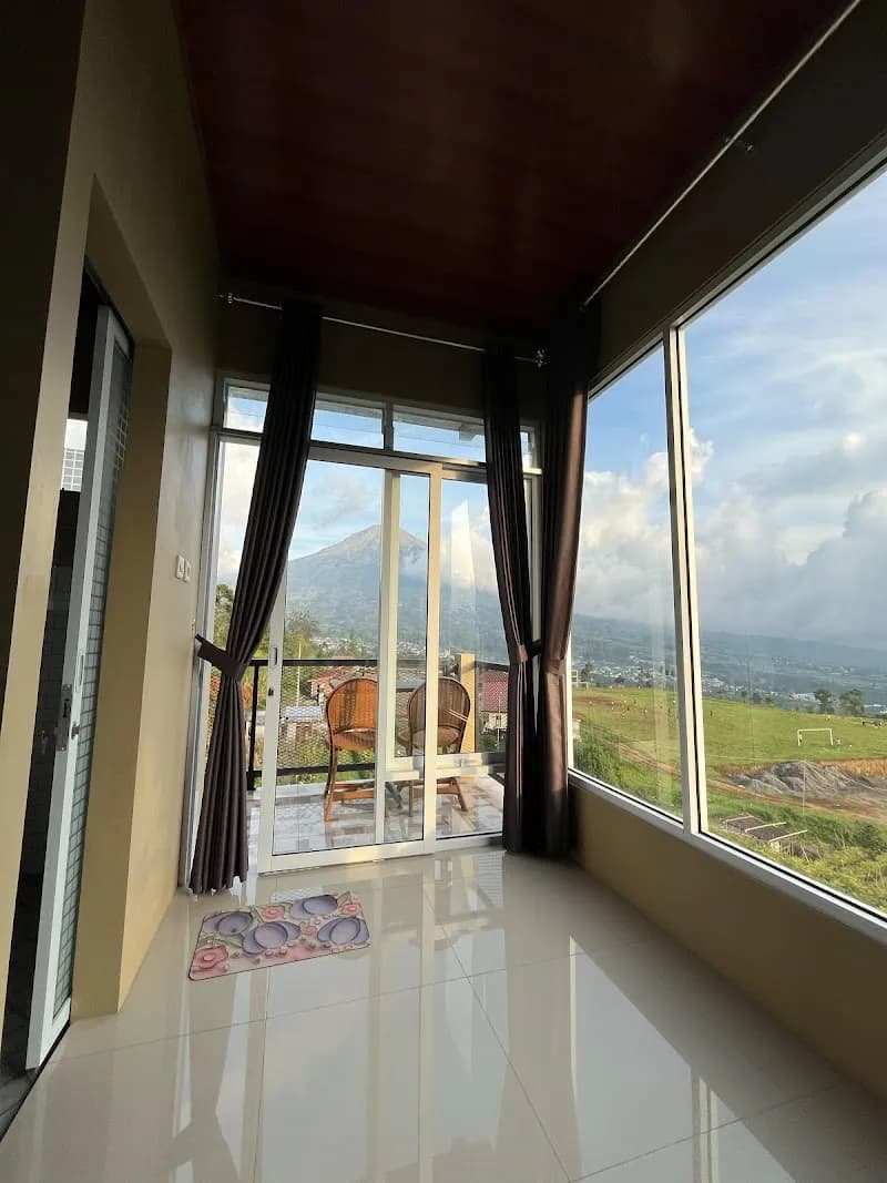 RR Seroja Homestay - Photo 5