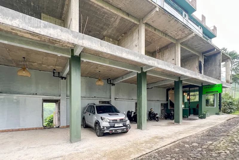 Asmaraloka Umbrella Dieng