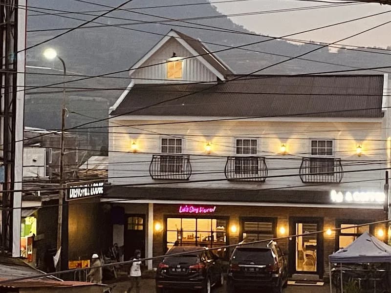 Dieng Hill Lodge & Coffee