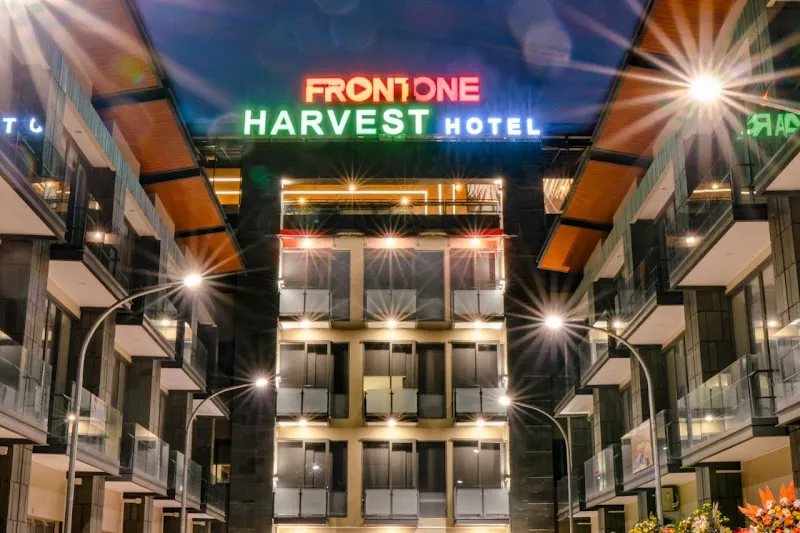 Front One Harvest Hotel Wonosobo