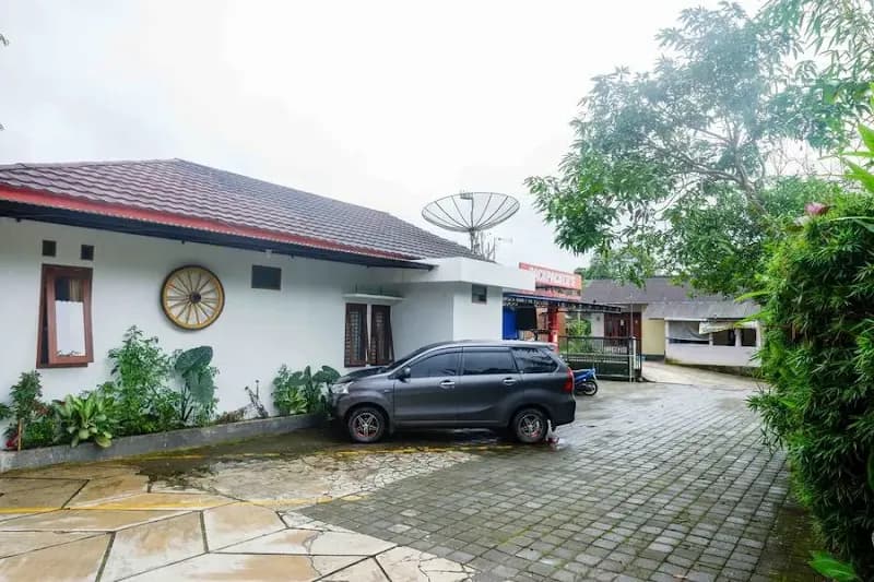 RedDoorz Alun-Alun Wonosobo 2