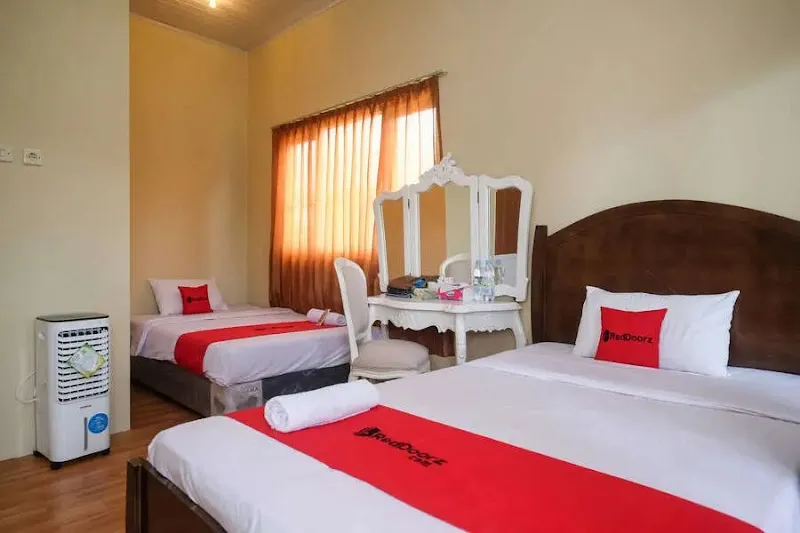 RedDoorz Alun-Alun Wonosobo 3