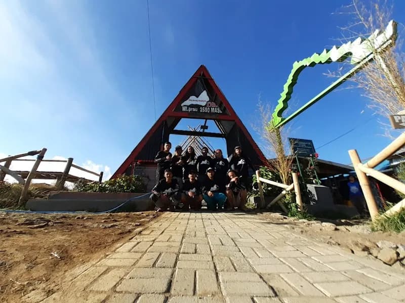 Basecamp Gunung Prau Dieng