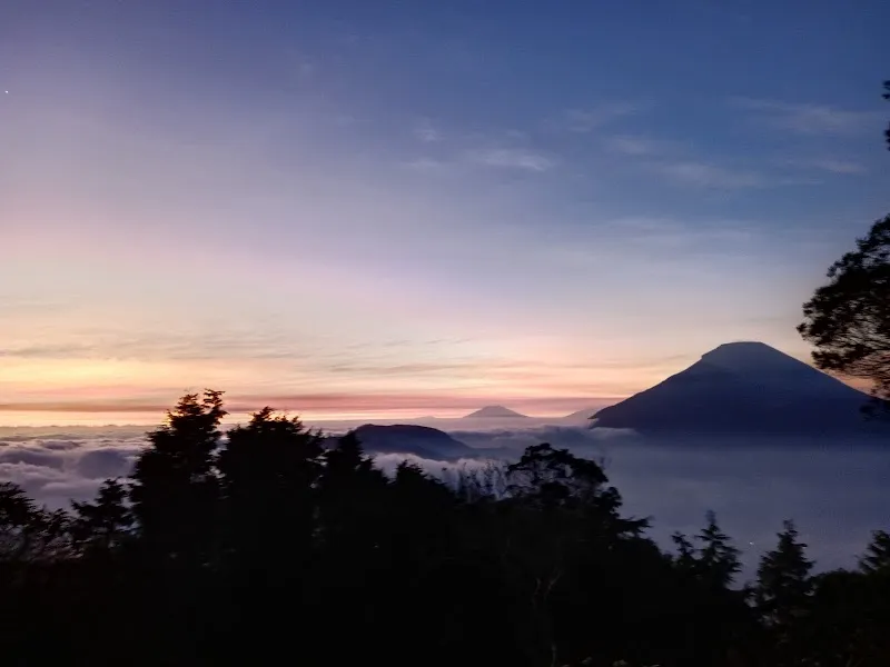 Gardu Pandang Pos 2 Sikunir