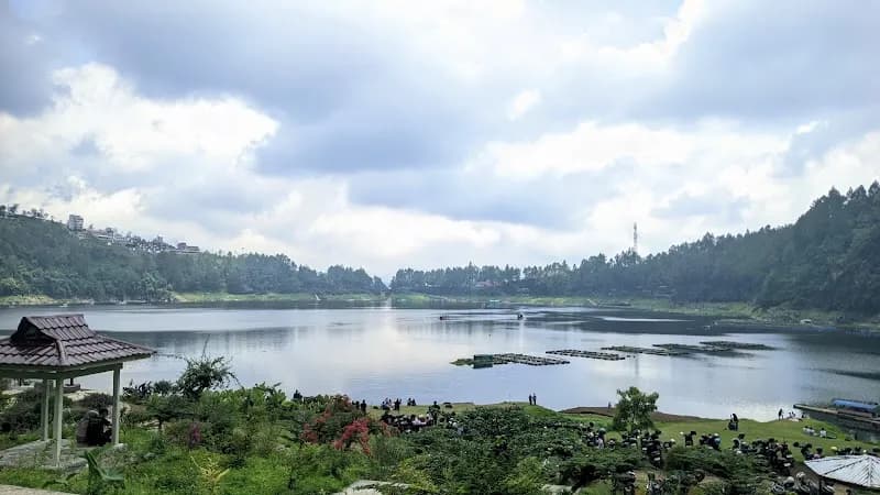 Pandangan Pertama Tlogo Menjer
