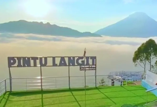 Pintu Langit Sky View