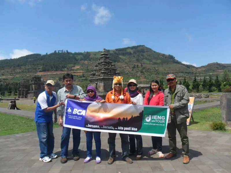 Dieng Platour