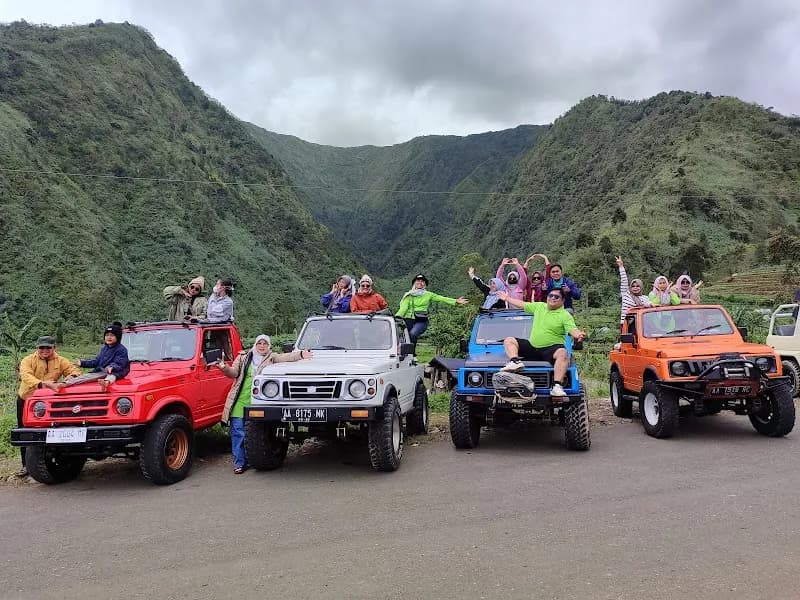 Sewa Jeep Wisata Dieng