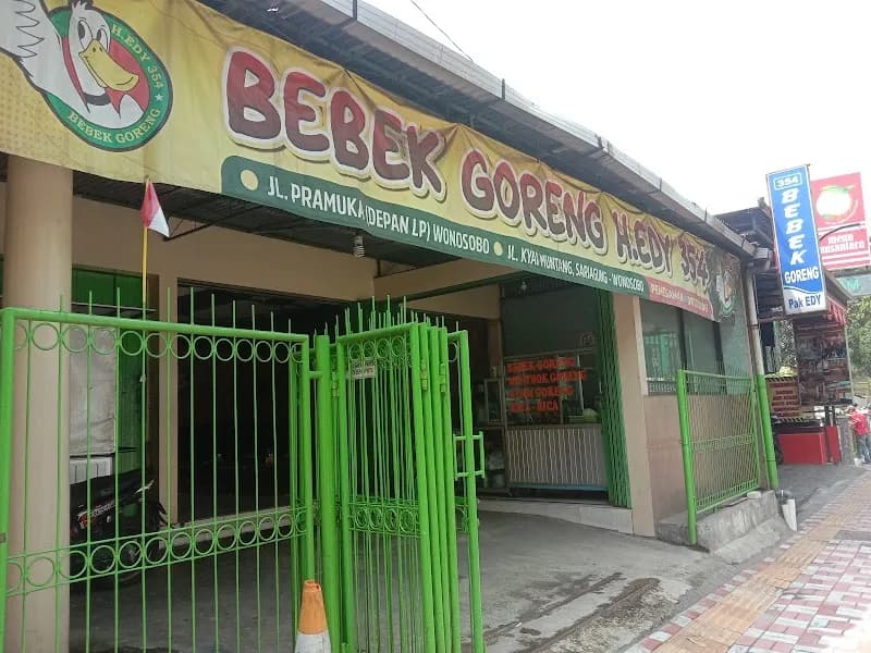 Bebek Goreng Pak Edy