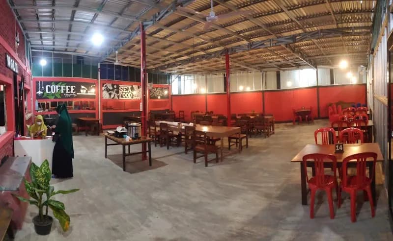 Kedai Wolu Seafood & Coffee