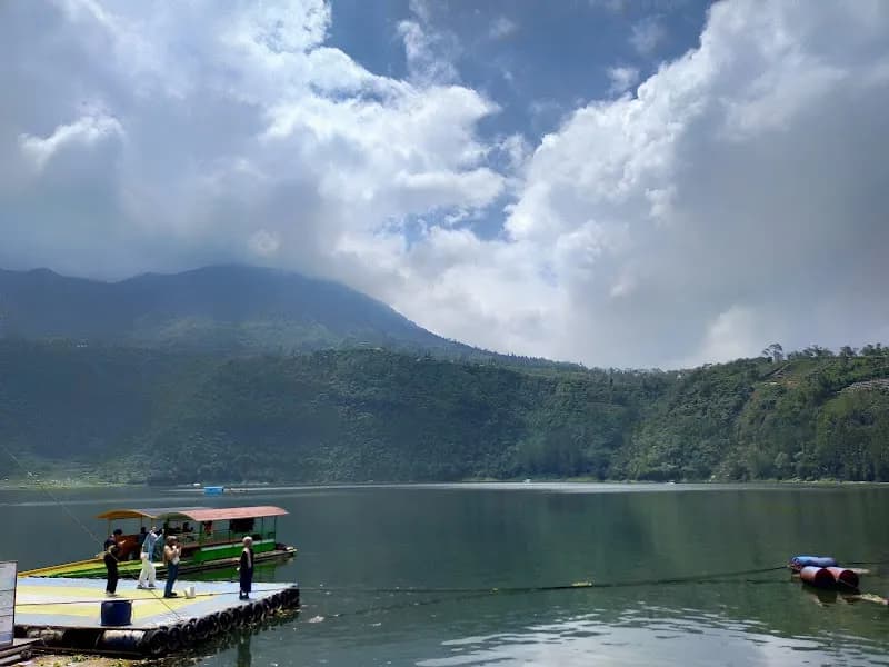 Dermaga Wisata Gethek Menjer