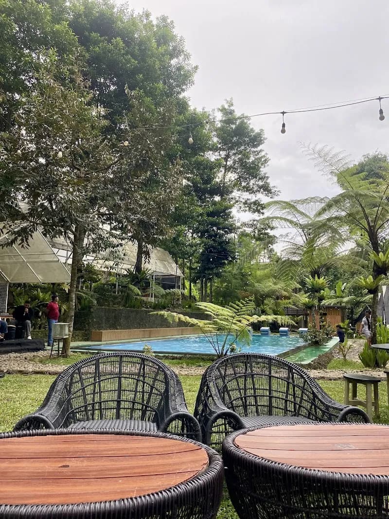 Kolah Watu & Membe Kuy